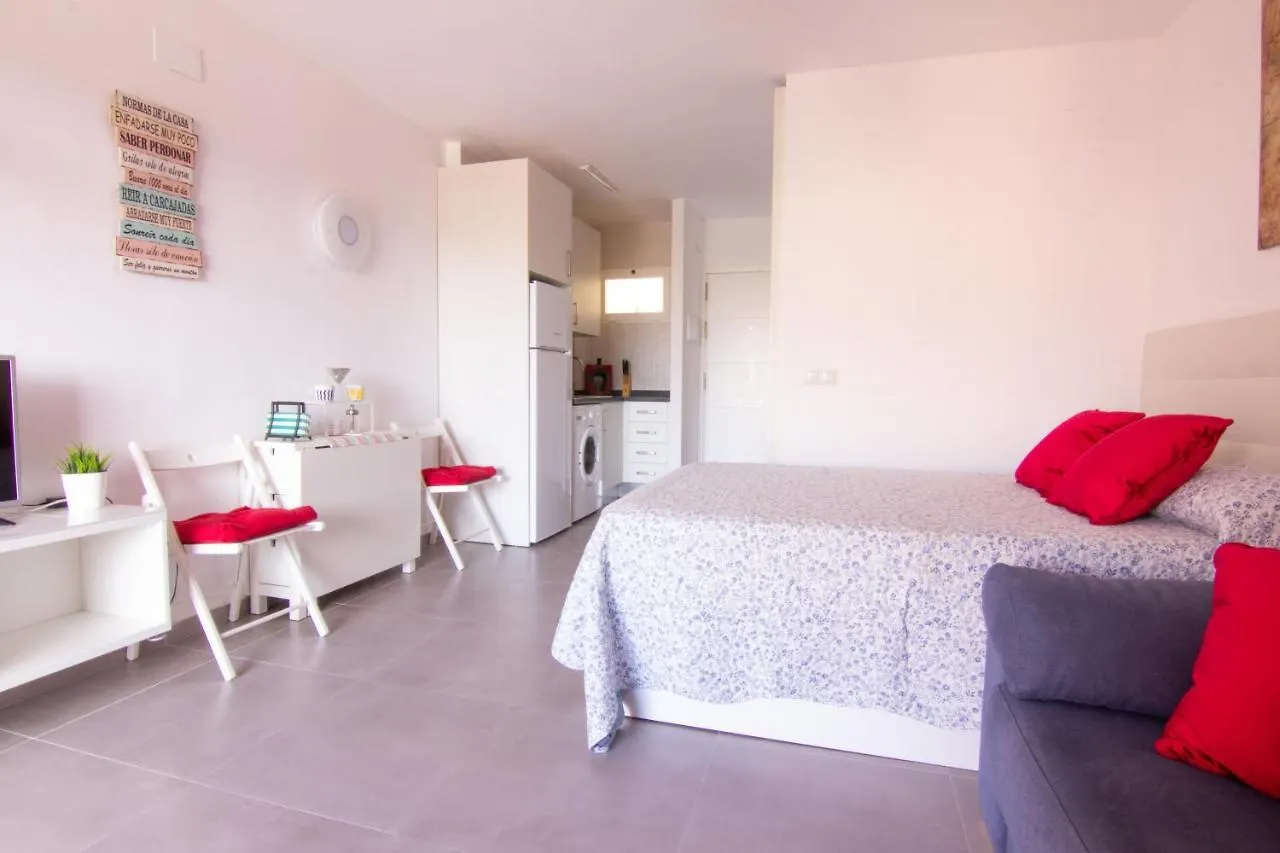 Benalmadena Estudio Jjupiter 250 M Del Mar Con Vistas Al Mar Piscinas شقة